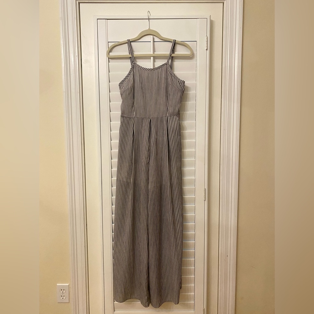 Pin striped jumpsuit/ wide legged/ with pockets